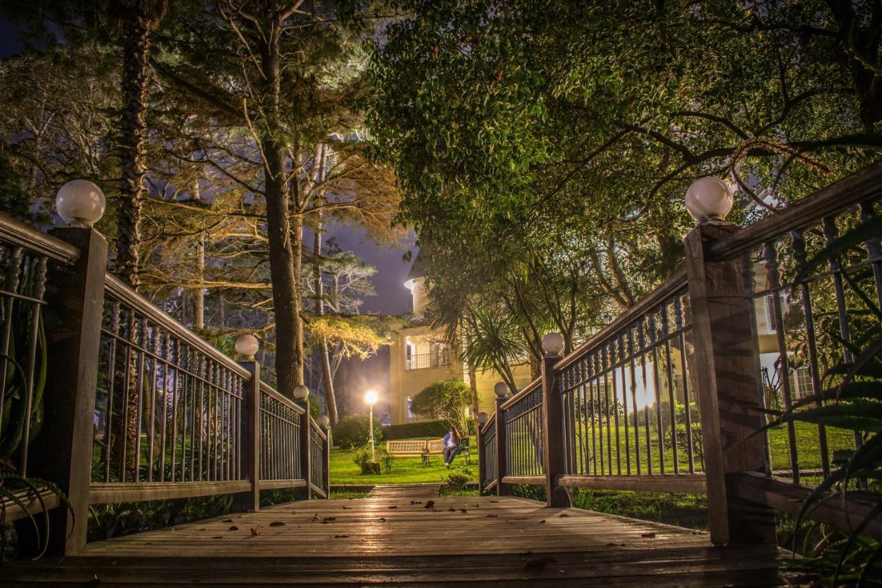 Parque Hotel Jean Clevers Пунта дел Есте Екстериор снимка The entrance to the park